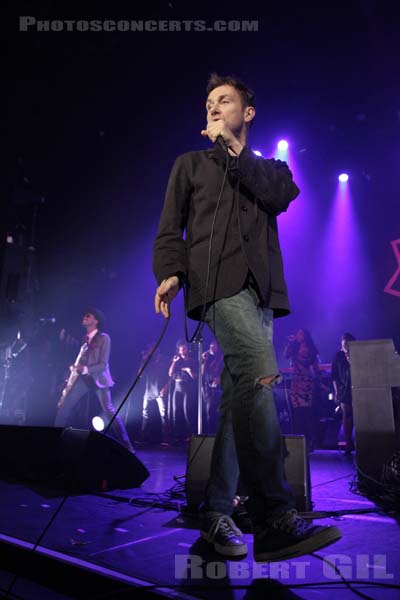 DAMON ALBARN - 2014-11-12 - PARIS - Casino de Paris - 